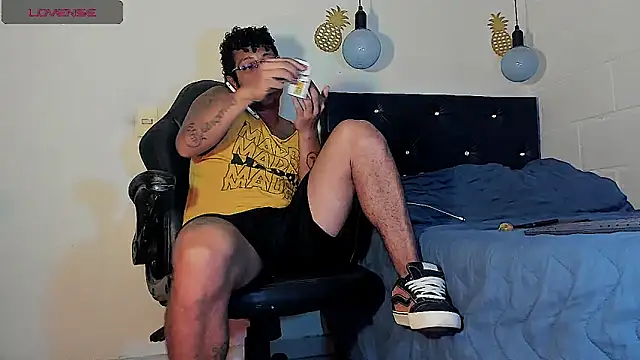 FuckHardlove online show from March 10, 2025, 12:40 am