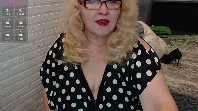 Marina Yourangel online show from March 1, 2026, 8:44 pm