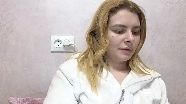 Day-off online show from December 15, 2024, 9:13 am