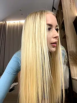 eva m1racle  online show from October 1, 2025, 7:20 pm