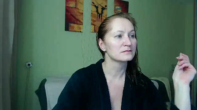 Snapshot of AmellyGrand chatting on December 13, 2024, 2:05 pm AmellyGrand online show from December 13, 2024, 2:05 pm