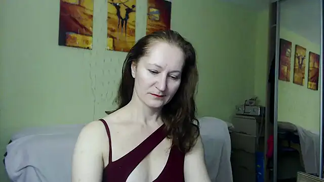 Snapshot of AmellyGrand chatting on December 19, 2024, 10:13 am AmellyGrand online show from December 19, 2024, 10:13 am