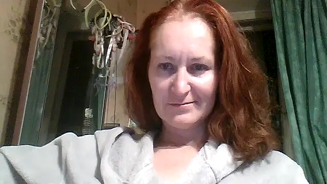 Snapshot of AmellyGrand chatting on October 1, 2025, 9:32 pm AmellyGrand online show from October 1, 2025, 9:32 pm