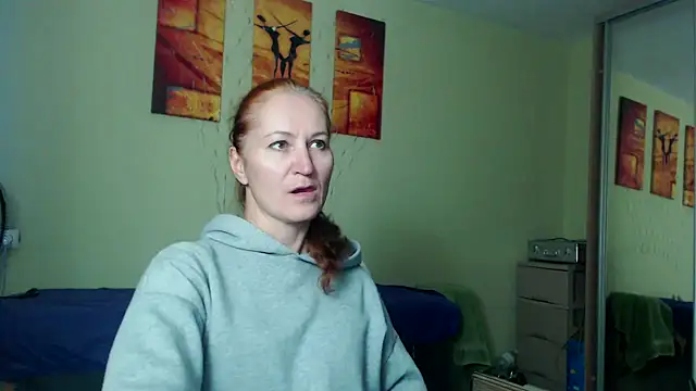 Snapshot of AmellyGrand chatting on October 21, 2025, 2:29 pm AmellyGrand online show from October 21, 2025, 2:29 pm