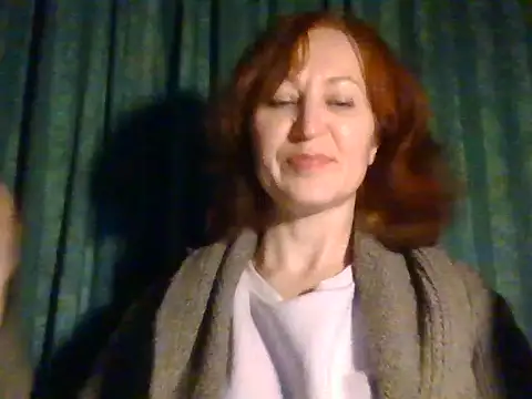 Snapshot of AmellyGrand chatting on February 21, 2026, 11:39 pm AmellyGrand online show from February 21, 2026, 11:39 pm