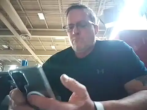 Snapshot of Cockrub1 chatting on February 14, 2025, 9:10 pm Cockrub1 online show from February 14, 2025, 9:10 pm