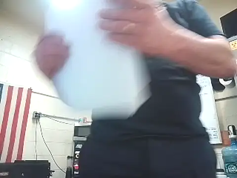 Snapshot of Cockrub1 chatting on March 4, 2025, 4:52 pm Cockrub1 online show from March 4, 2025, 4:52 pm