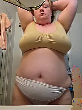 virgieblanca online show from May 4, 2026, 3:02 am
