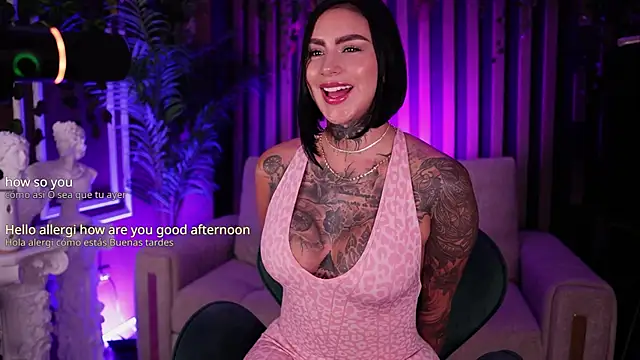 Snapshot of Kleeopatra_ chatting on October 6, 2025, 8:28 pm Kleeopatra online show from October 6, 2025, 8:28 pm