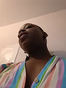 Snapshot of Coco_Kiss chatting on May 31, 2026, 1:29 pm Coco Kiss online show from May 31, 2026, 1:29 pm