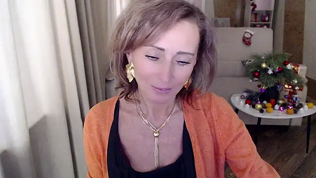 HornyMilf 777 online show from December 26, 2024, 7:45 am