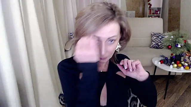 HornyMilf 777 online show from January 13, 2025, 5:33 am