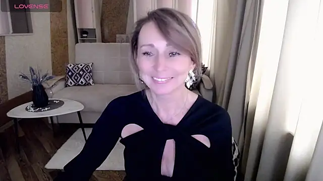 HornyMilf 777 online show from February 3, 2025, 8:02 am