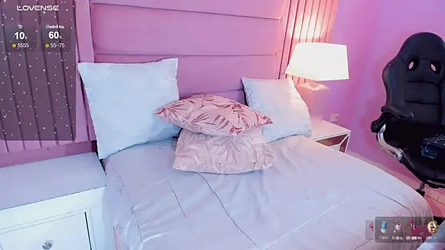 andrea alvarz online show from March 2, 2025, 7:54 am