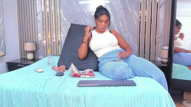 CiaraHarris online show from February 8, 2025, 11:34 pm