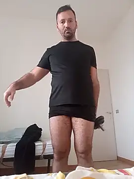 florin421 online show from March 16, 2026, 4:44 pm