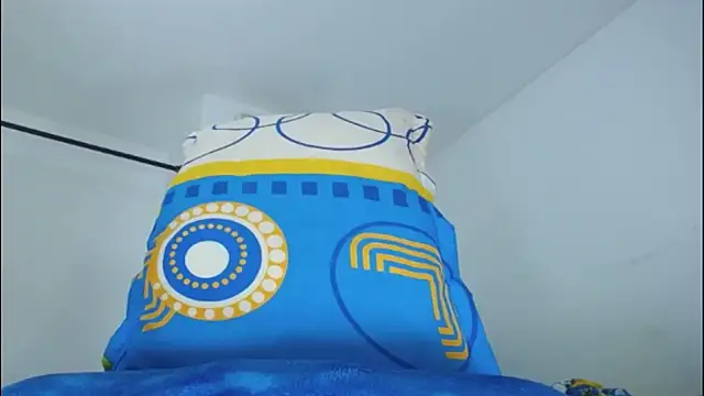 Snapshot of MonikTSbigcock chatting on April 10, 2026, 6:29 am MonikTSbigcock online show from April 10, 2026, 6:29 am