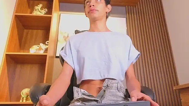 Alahia Rodriguez online show from April 17, 2026, 7:28 pm