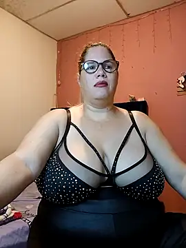 EllisW8 online show from February 6, 2025, 10:59 am