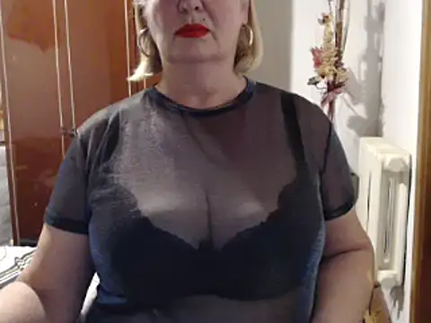 Secretfox online show from October 10, 2025, 2:16 pm