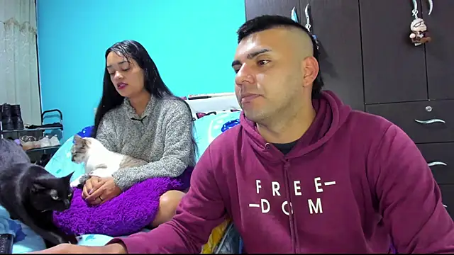 2ScarletandRyan8 online show from December 23, 2025, 10:02 am