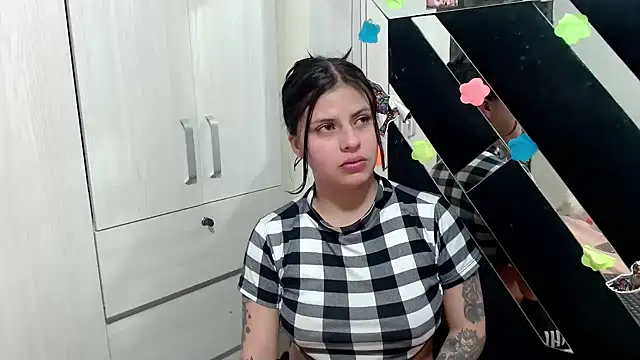 Snapshot of katery_wok11 chatting on March 19, 2026, 4:55 pm katery wok11 online show from March 19, 2026, 4:55 pm