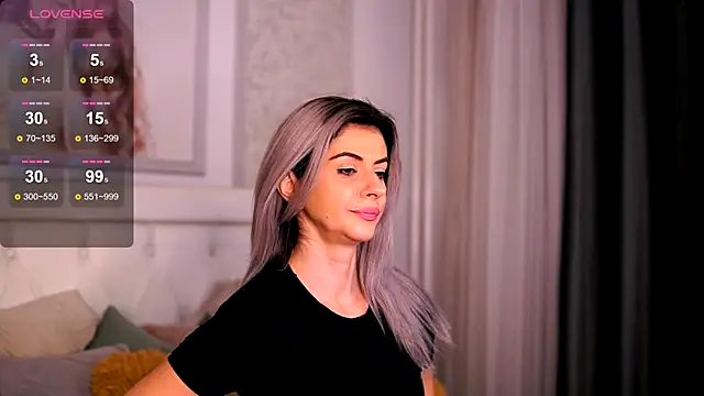 Adelyn Chase online show from October 4, 2025, 8:12 am