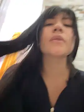 kim monti online show from April 8, 2026, 10:43 pm