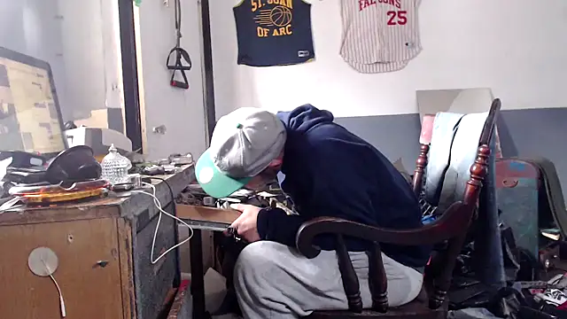 sledge901 online show from November 26, 2025, 3:46 pm