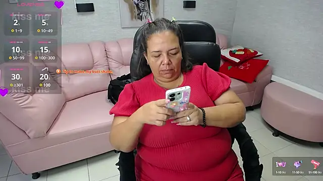 Penelope Nipples  online show from January 16, 2025, 11:58 am