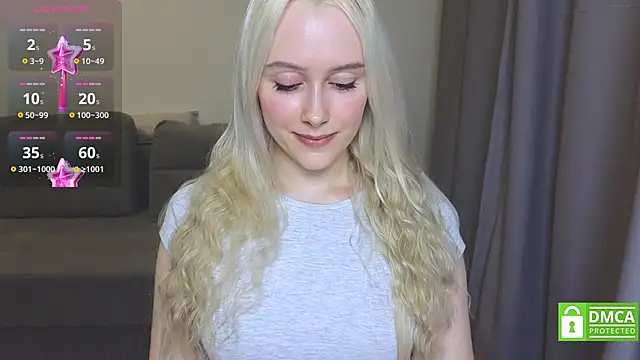 Snapshot of CaseyLabow chatting on December 24, 2024, 3:58 pm CaseyLabow online show from December 24, 2024, 3:58 pm