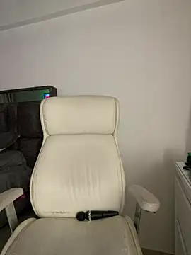 natashasweet online show from March 11, 2025, 4:21 am