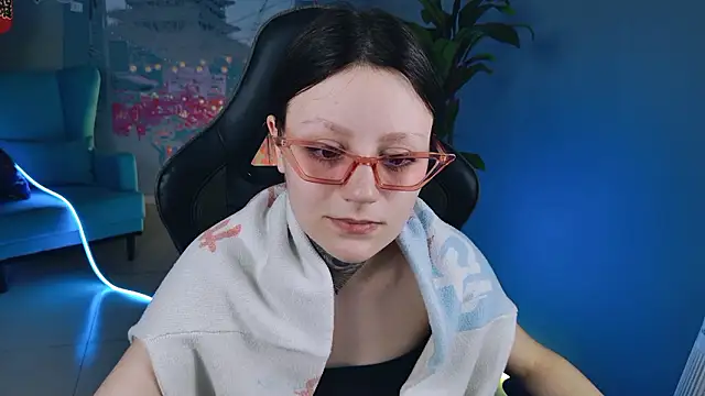 Snapshot of VeliraBraitberg chatting on December 5, 2024, 3:17 pm VeliraBraitberg online show from December 5, 2024, 3:17 pm