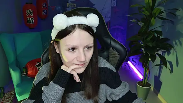 Snapshot of VeliraBraitberg chatting on December 29, 2024, 11:18 am VeliraBraitberg online show from December 29, 2024, 11:18 am