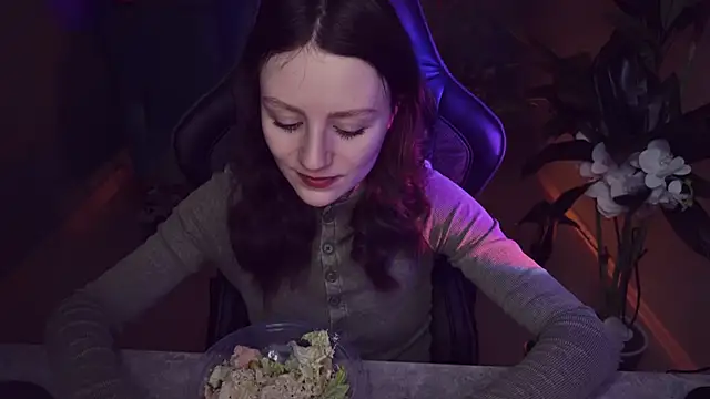 Snapshot of VeliraBraitberg chatting on February 7, 2025, 11:12 am VeliraBraitberg online show from February 7, 2025, 11:12 am