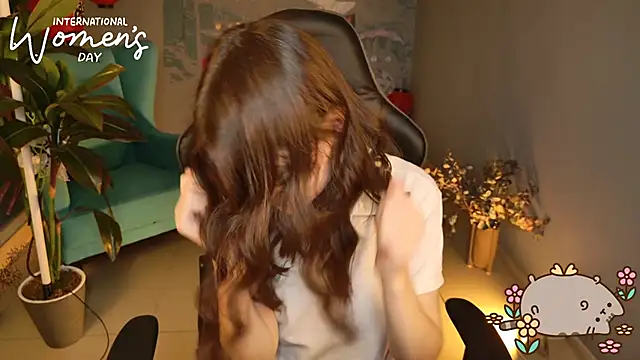 Snapshot of VeliraBraitberg chatting on March 8, 2025, 11:16 am VeliraBraitberg online show from March 8, 2025, 11:16 am