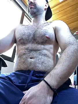 ADONIS ART01 online show from November 22, 2025, 3:22 pm