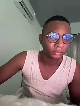 Arwens bell08 online show from February 12, 2025, 10:26 pm