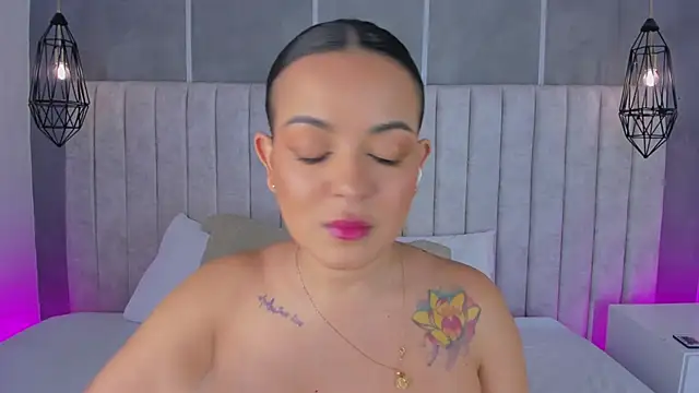 lea gray online show from March 12, 2026, 6:47 pm