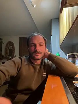 Snapshot of Adventurehotman chatting on December 1, 2024, 11:36 pm Adventurehotman online show from December 1, 2024, 11:36 pm