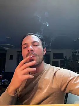 Snapshot of Adventurehotman chatting on December 18, 2024, 12:10 am Adventurehotman online show from December 18, 2024, 12:10 am