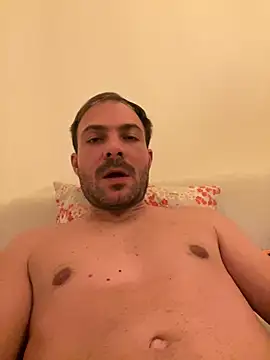 Snapshot of Adventurehotman chatting on January 2, 2025, 2:22 am Adventurehotman online show from January 2, 2025, 2:22 am