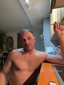 Snapshot of Adventurehotman chatting on February 11, 2025, 1:10 am Adventurehotman online show from February 11, 2025, 1:10 am