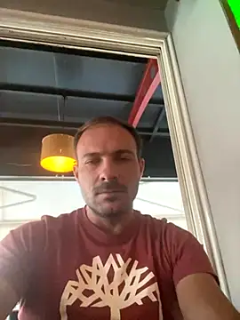 Snapshot of Adventurehotman chatting on September 13, 2025, 4:40 pm Adventurehotman online show from September 13, 2025, 4:40 pm