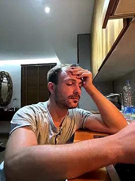 Snapshot of Adventurehotman chatting on September 22, 2025, 9:39 pm Adventurehotman online show from September 22, 2025, 9:39 pm