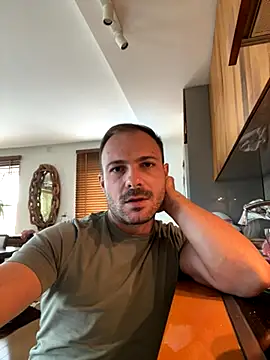 Snapshot of Adventurehotman chatting on September 25, 2025, 11:14 am Adventurehotman online show from September 25, 2025, 11:14 am