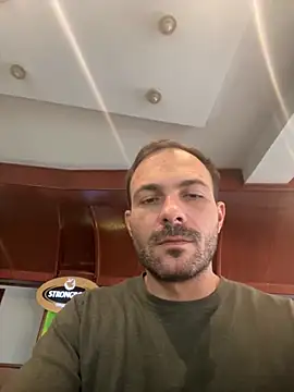 Snapshot of Adventurehotman chatting on October 16, 2025, 12:06 pm Adventurehotman online show from October 16, 2025, 12:06 pm