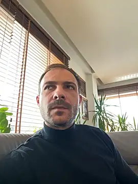 Snapshot of Adventurehotman chatting on October 22, 2025, 12:38 pm Adventurehotman online show from October 22, 2025, 12:38 pm