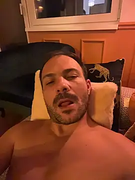 Snapshot of Adventurehotman chatting on November 2, 2025, 12:13 am Adventurehotman online show from November 2, 2025, 12:13 am