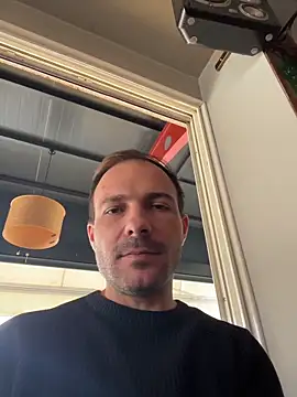 Snapshot of Adventurehotman chatting on November 4, 2025, 1:54 pm Adventurehotman online show from November 4, 2025, 1:54 pm